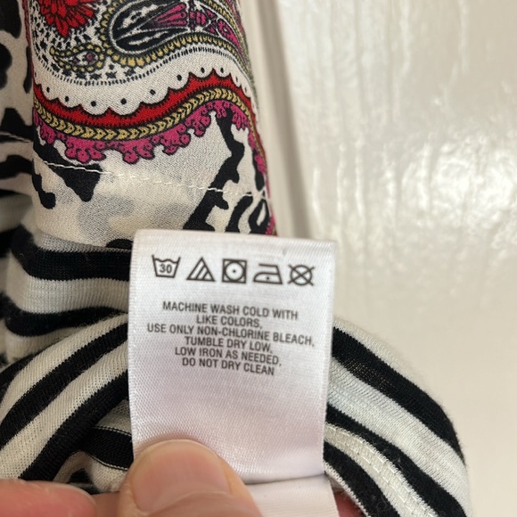 Fun tank top. Black and white stripes with pink paisley over blouse. Size Small - Picture 5 of 5